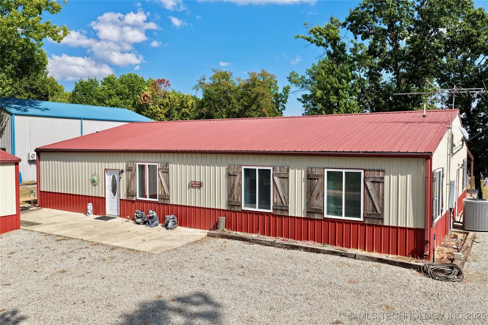 Unit for sale at 107349 S 4091 Road, Checotah, OK 74426
