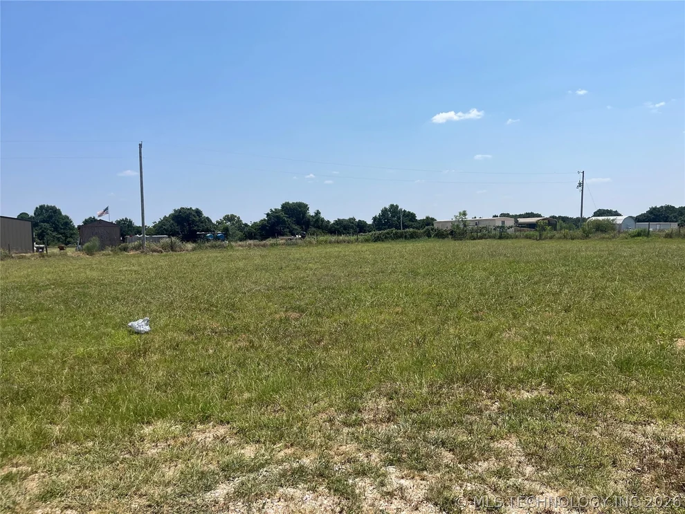 Unit for sale at 5400 Sunshine Drive, Kingston, OK 73439