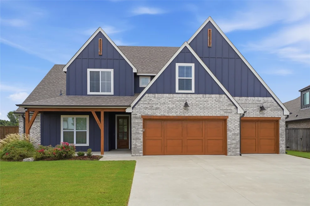 Unit for sale at 14229 S College Avenue, Bixby, OK 74008