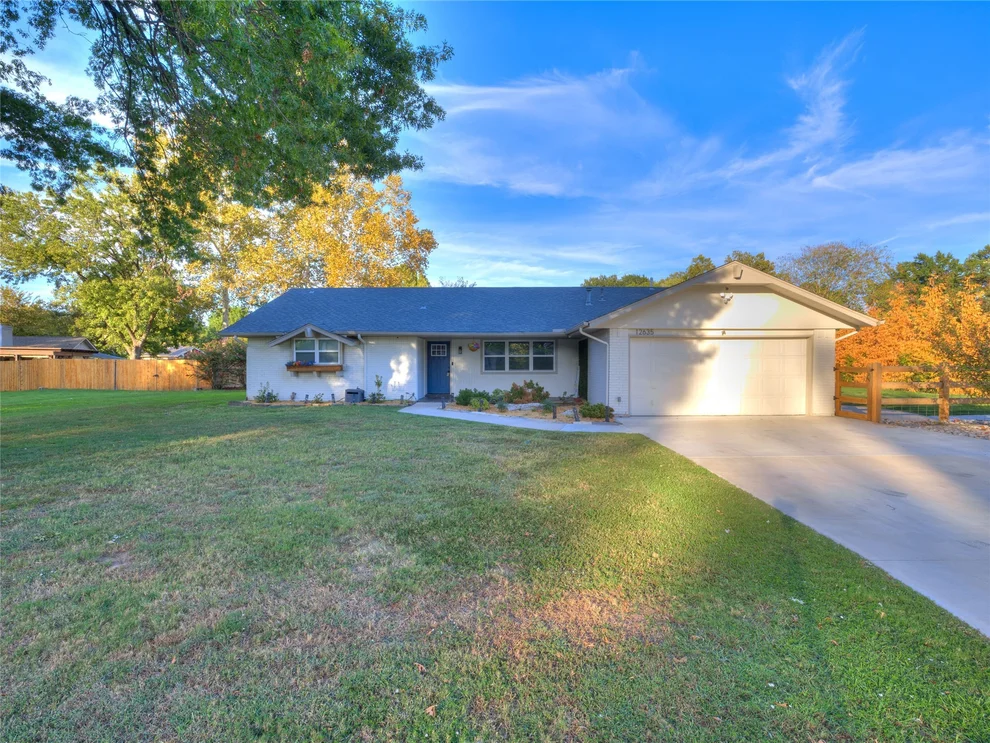 Unit for sale at 12635 S 119TH EastAvenue, Broken Arrow, OK 74011