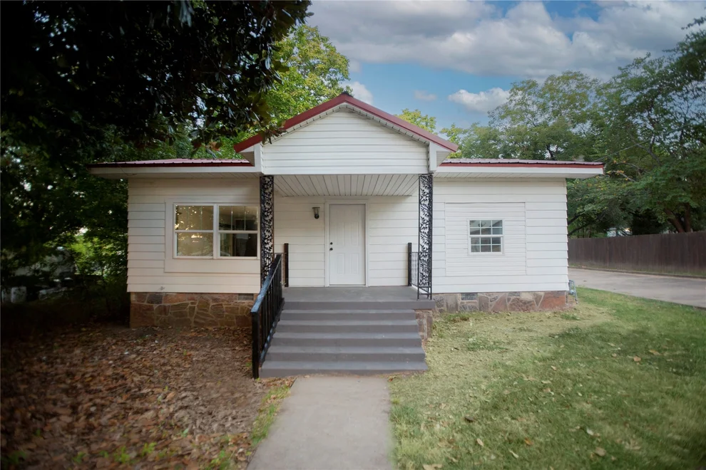 Unit for sale at 202 S Central Street, Wilburton, OK 74578
