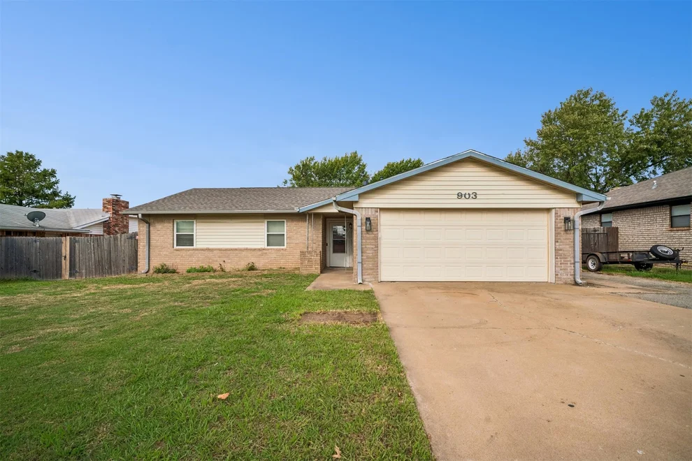 Unit for sale at 903 Holmes, Cushing, OK 74023