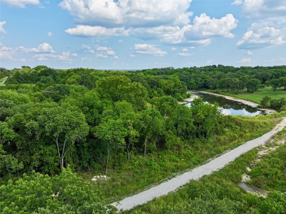 Unit for sale at 034 E Buffalo Springs Court, Sulphur, OK 73086