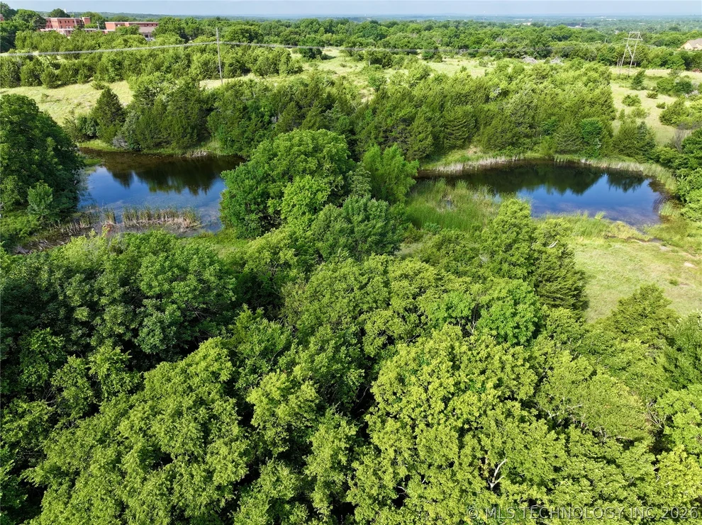 Unit for sale at 1671 Baldwin, Sulphur, OK 73086