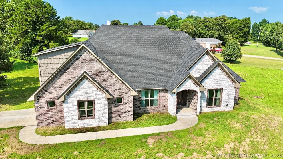 Unit for sale at 1104 Maple Lane, Stigler, OK 74462