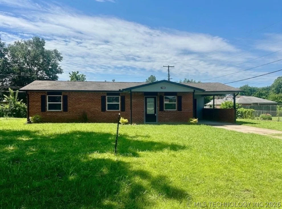 Unit for sale at 1500 E 3rd Street, Okmulgee, OK 74447