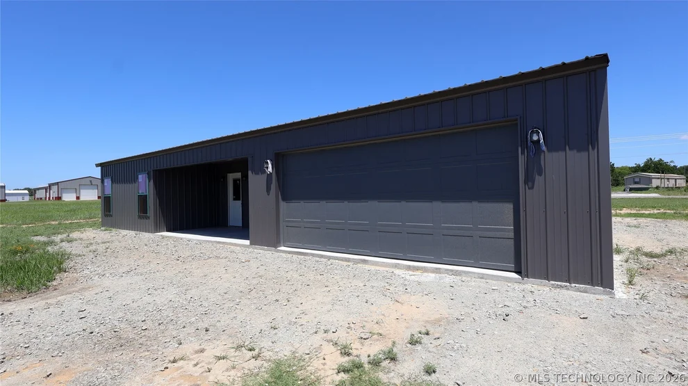 Unit for sale at 10 Texanna, Eufaula, OK 74432