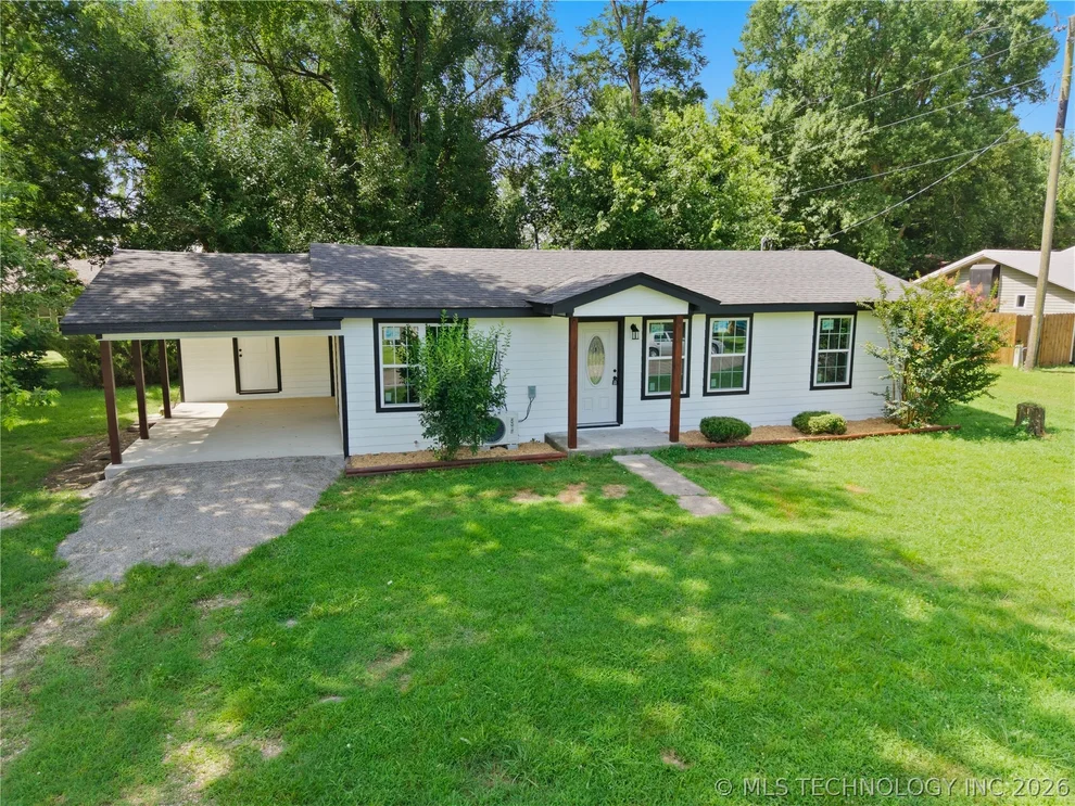 Unit for sale at 1439 W Main Street, Westville, OK 74965