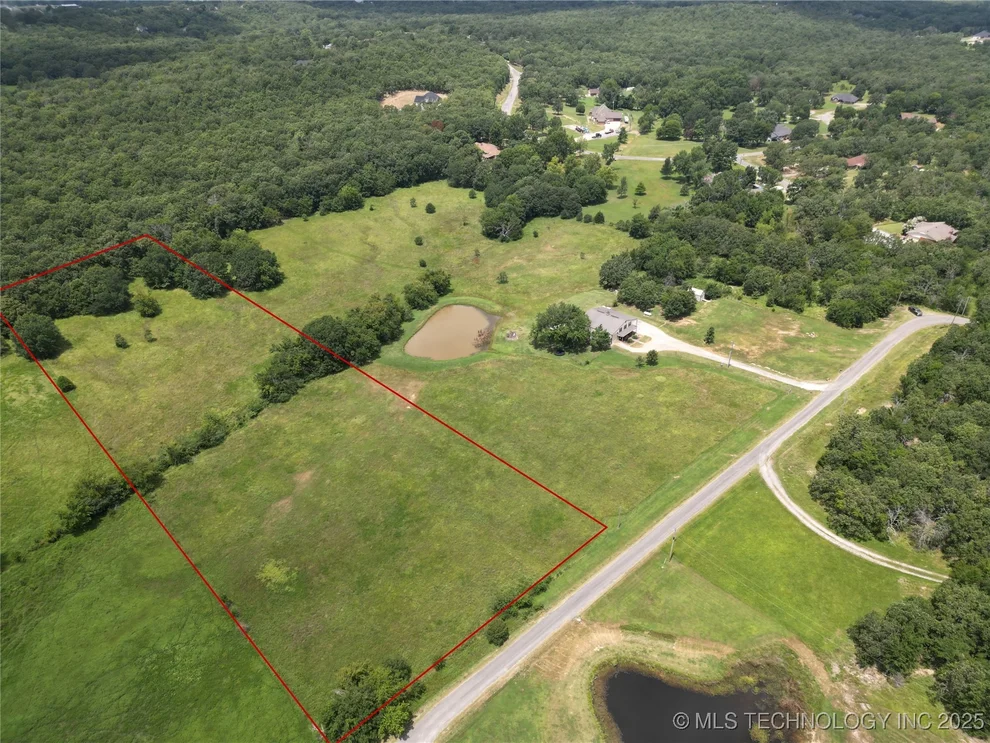 Unit for sale at 260 W Buttermilk, McAlester, OK 74501