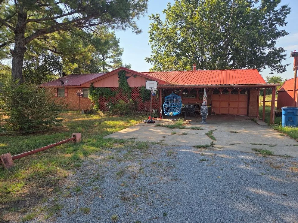 Unit for sale at 15556 W Us Highway 270, McAlester, OK 74501