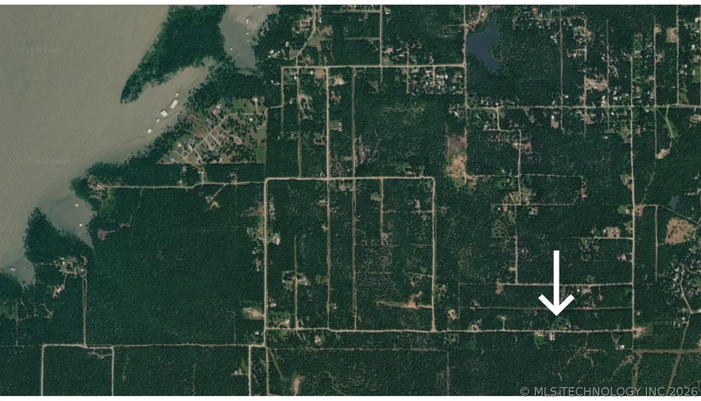 Unit for sale at 18 Bus Loop, Eufaula, OK 74462