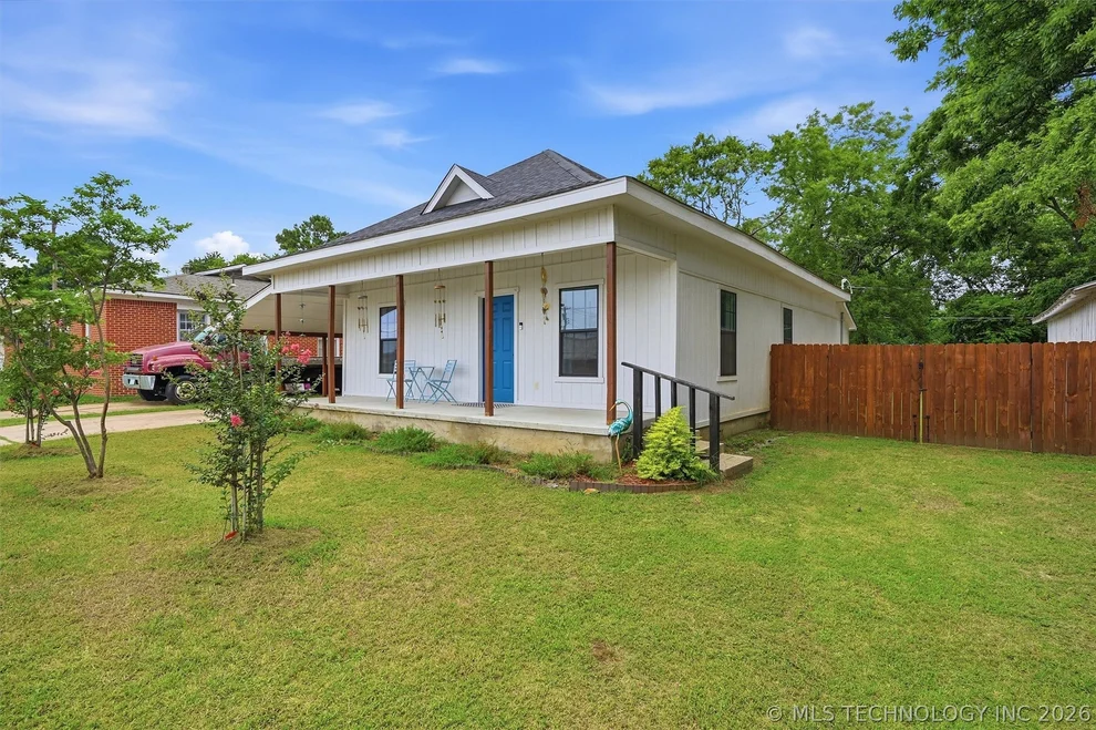 Unit for sale at 1118 W Evergreen Street, Durant, OK 74701