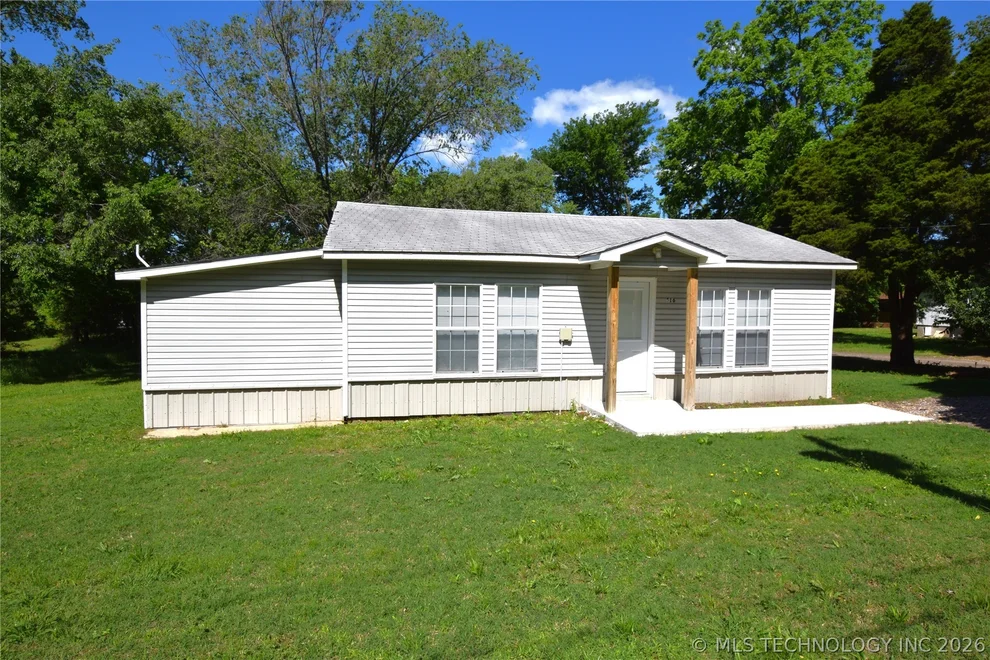 Unit for sale at 516 S Cherokee Street, Stilwell, OK 74960
