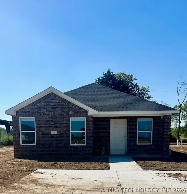 Unit for sale at 713 Elm Street, Seminole, OK 74868