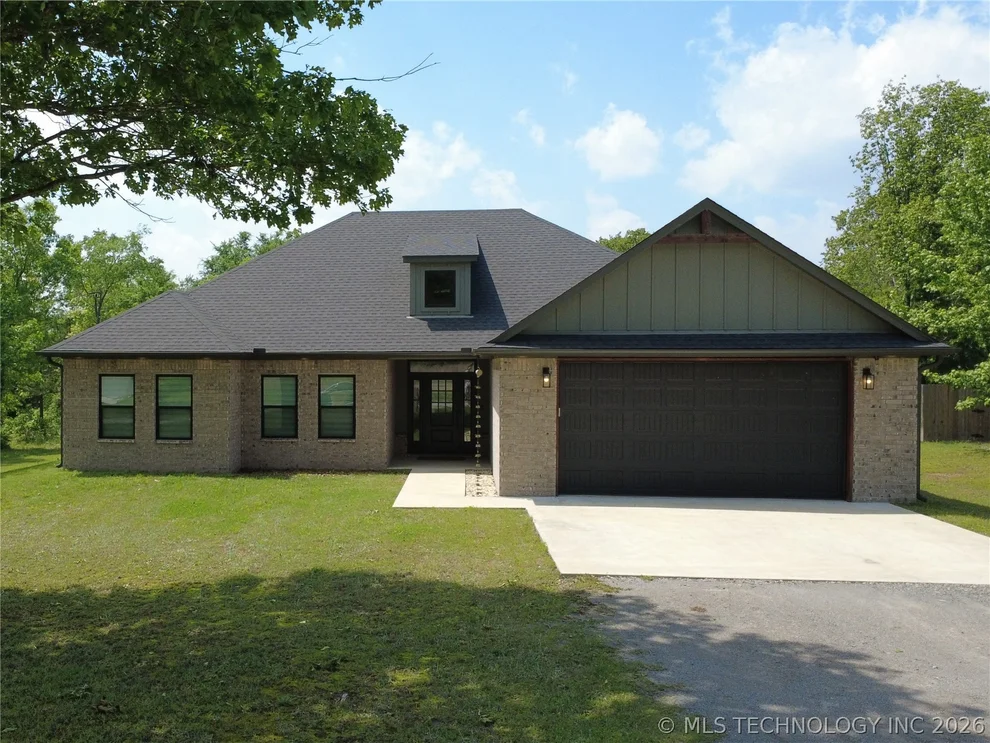 Unit for sale at 16521 N 573 Road, Tahlequah, OK 74464