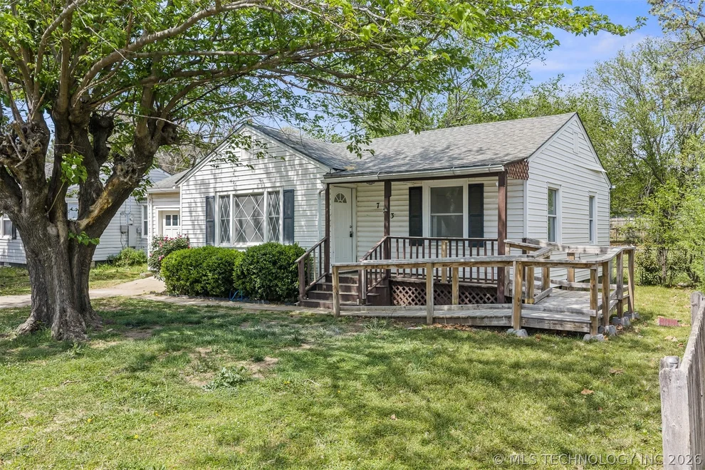 Unit for sale at 723 Maxwell Street, Ardmore, OK 73401