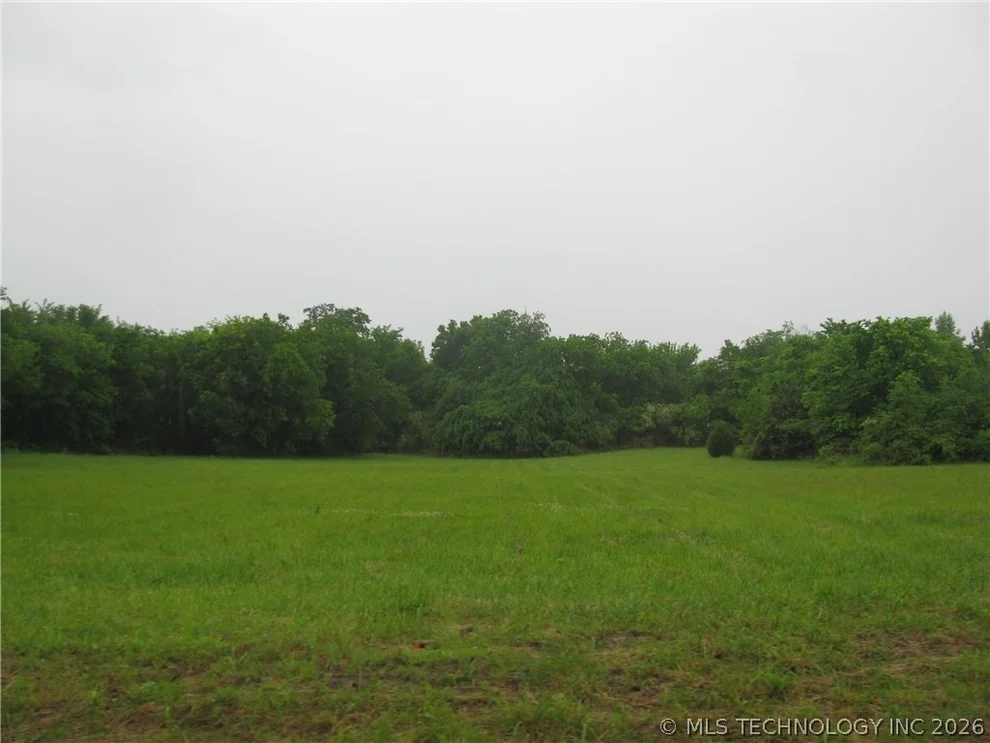 Unit for sale at 737 NW 4th Street, Checotah, OK 74426