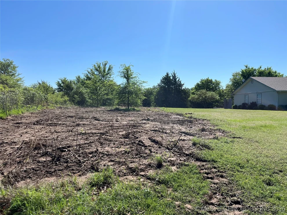 Unit for sale at Canadian Drive, Kingston, OK 73439