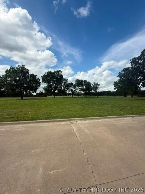 Unit for sale at 1614 San Angelo, Durant, OK 74701