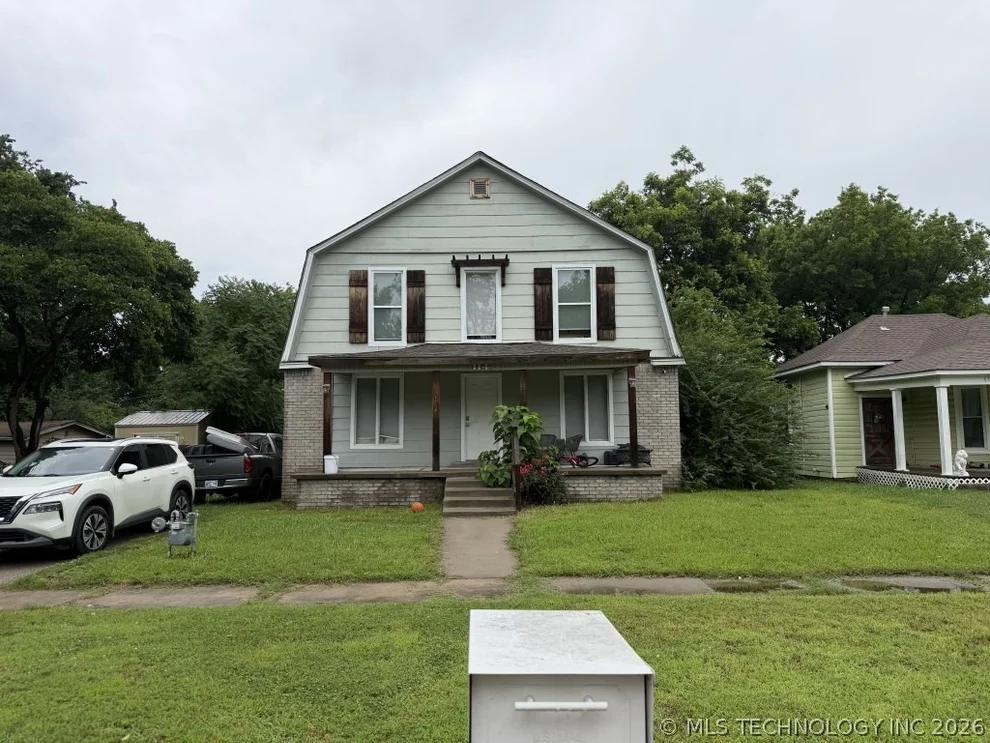 Unit for sale at 114 E 6th Street, Claremore, OK 74017