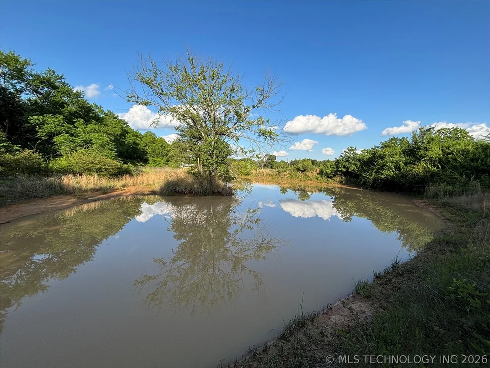 Unit for sale at 484 South Eighth, Colbert, OK 74733