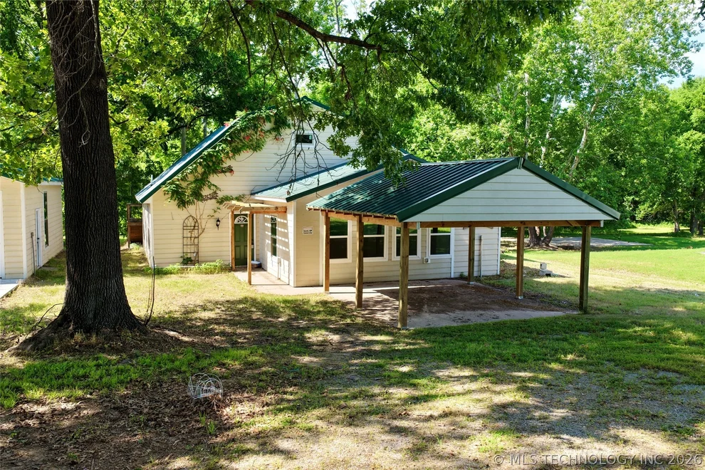Unit for sale at 23 Falcon Nest Road Falcon Cove 2, Eufaula, OK 74432