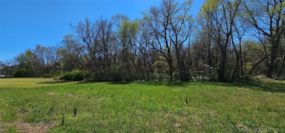 Unit for sale at 9 Coon Creek Drive, Eufaula, OK 74432