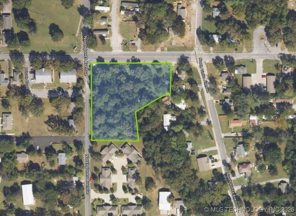 Unit for sale at 450 W Allen Road, Tahlequah, OK 74464