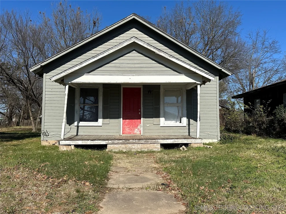 Unit for sale at 623 W 15th Street, Okmulgee, OK 74447
