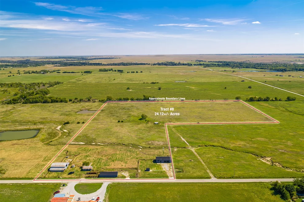 Unit for sale at 8 N 3990 Road, Dewey, OK 74029