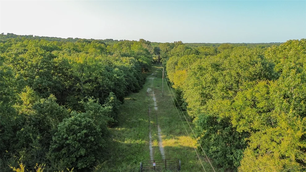 Unit for sale at 28584 County Road 1580, Allen, OK 74825