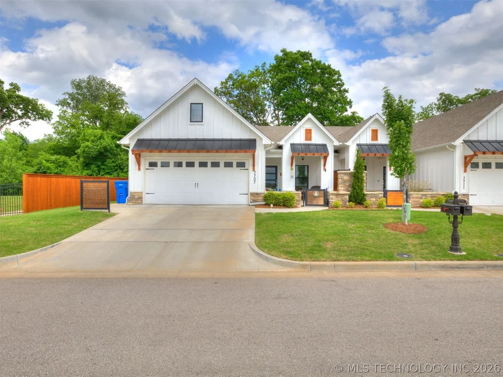 Unit for sale at 7707 S Redbud Avenue, Broken Arrow, OK 74011