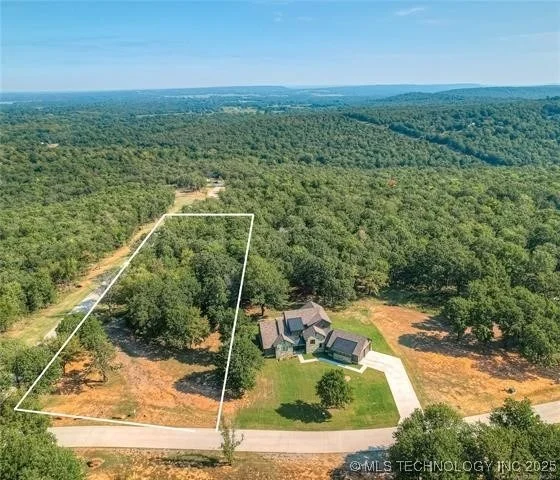 Unit for sale at 10 Patriot Pointe, Eufaula, OK 74432