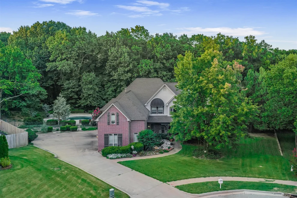 Unit for sale at 6301 S 5th Avenue, Broken Arrow, OK 74011