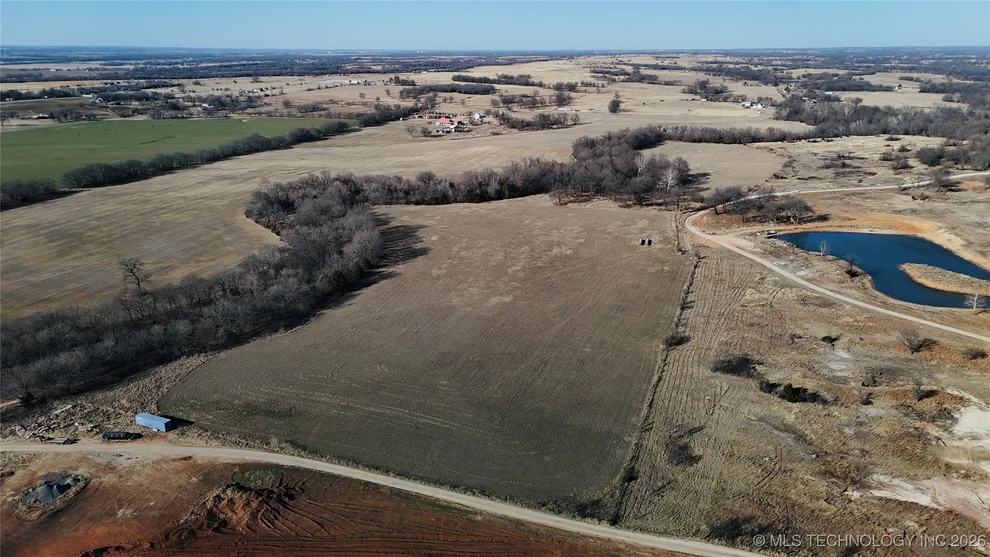 Unit for sale at 551 Davis, Davis, OK 73030