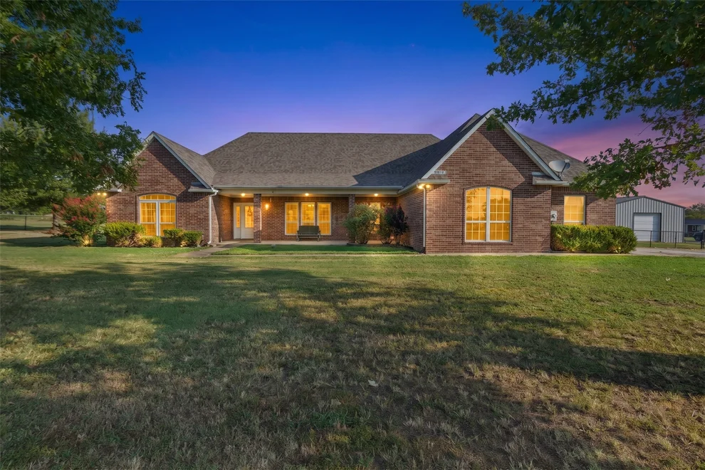 Unit for sale at 7990 S Country Lane, Talala, OK 74080
