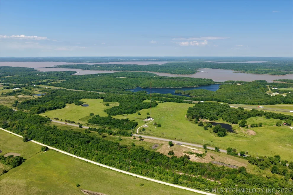Unit for sale at 111213 Old Highway 69, Checotah, OK 74426