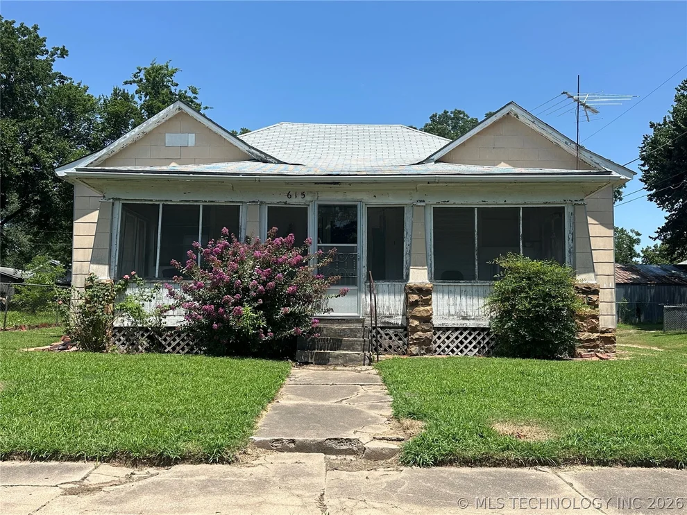 Unit for sale at 615 W 15th Street, Okmulgee, OK 74447