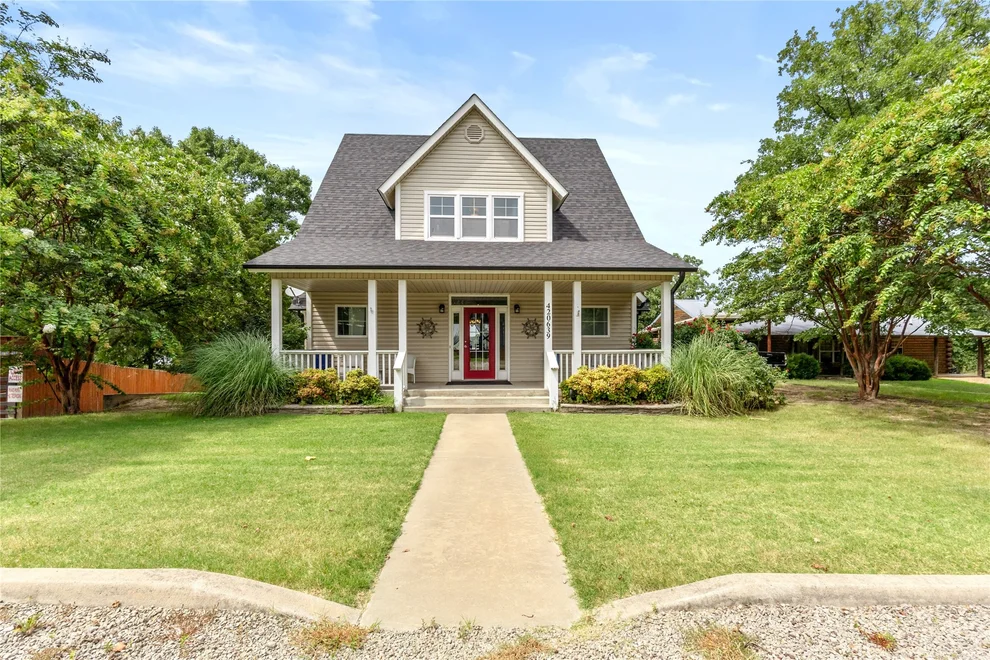 Unit for sale at 420639 E 1166 Road, Eufaula, OK 74432