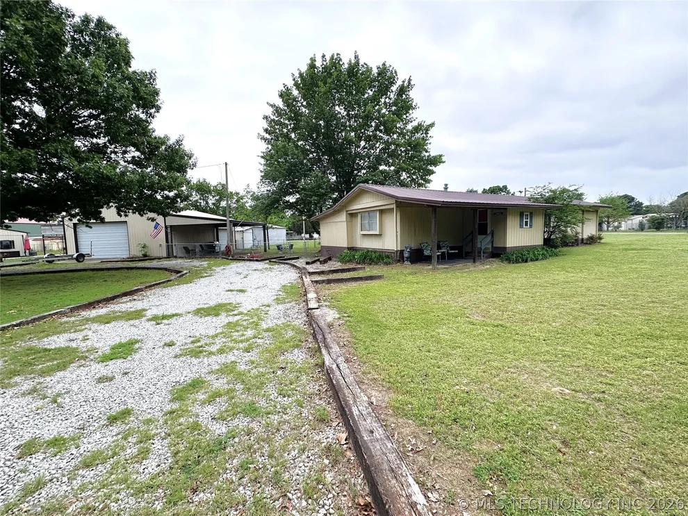 Unit for sale at 418614 Woodside Drive, Eufaula, OK 74432