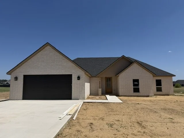 Unit for sale at 207 Wilson Loop, Durant, OK 74701