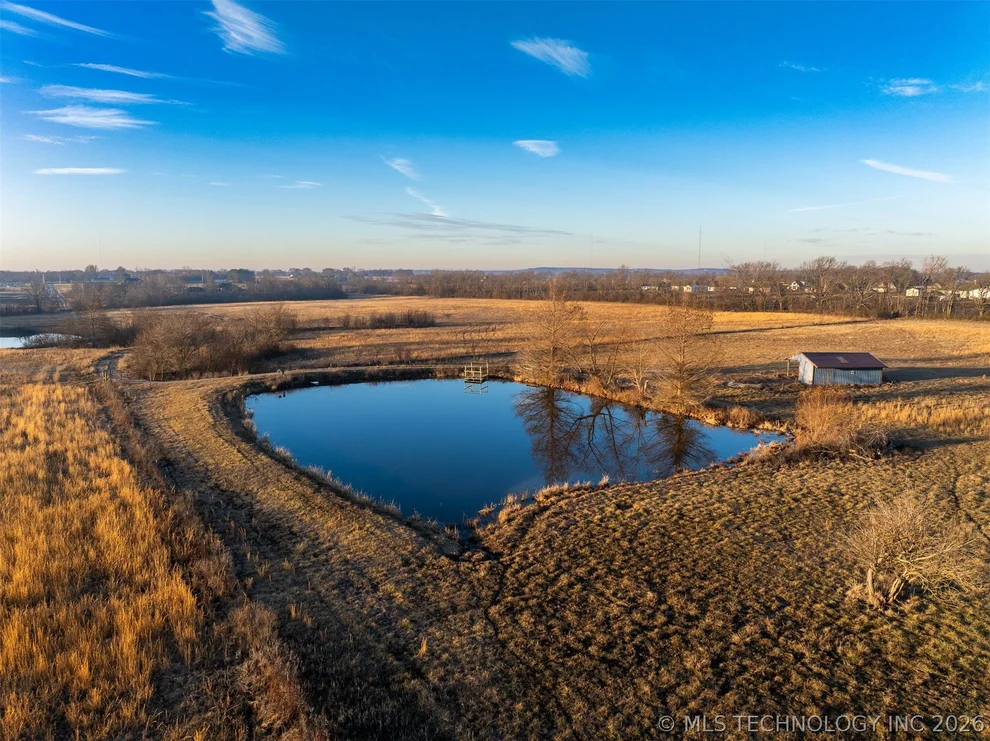 Unit for sale at 05 E 71st Street S, Broken Arrow, OK 74012