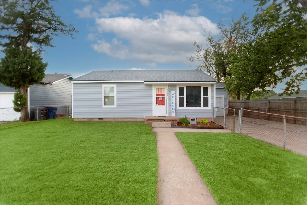 Unit for sale at 2530 N Norwood Place, Tulsa, OK 74115