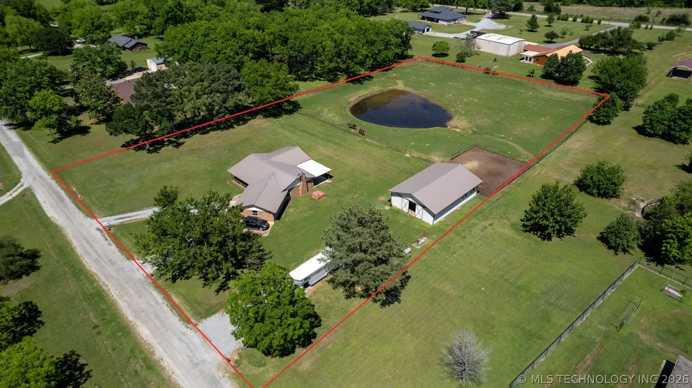 Unit for sale at 249 Quannah, Calera, OK 74730