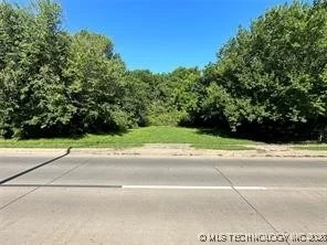 Unit for sale at 1016 N Wood Drive, Okmulgee, OK 74447