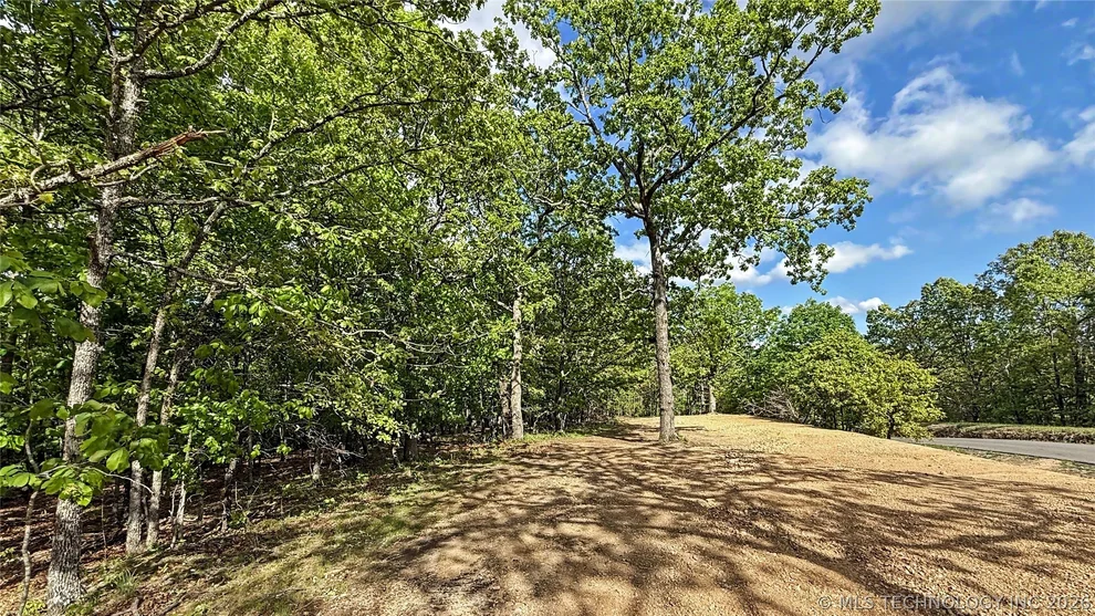 Unit for sale at 312 Crossroads Drive, Kansas, OK 74347