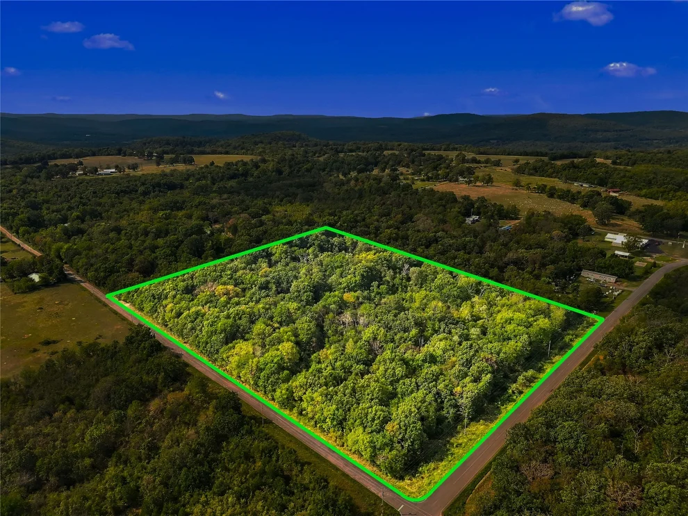 Unit for sale at 474850 E 860 Road, Stilwell, OK 74960