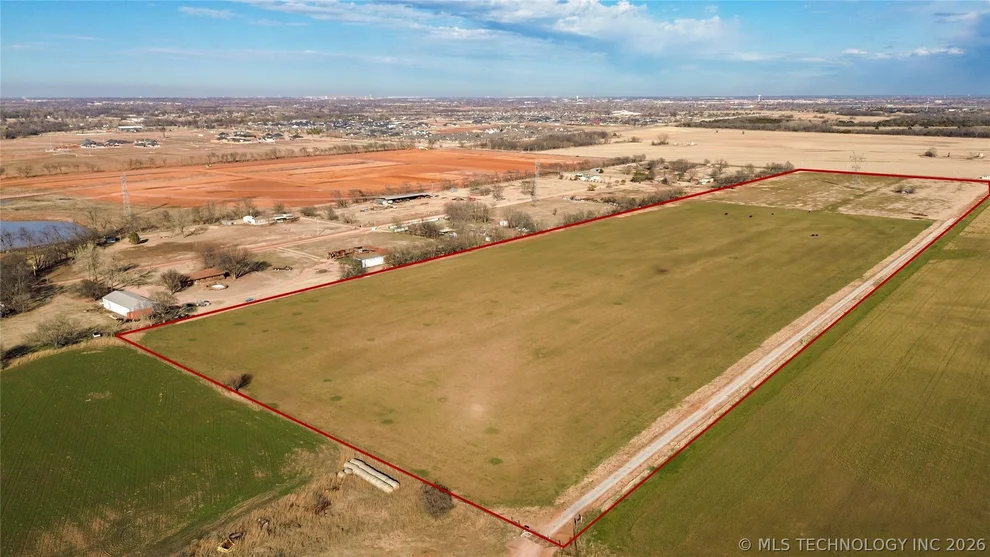 Unit for sale at 16901 Pennsylvania Street, Oklahoma City, OK 73170