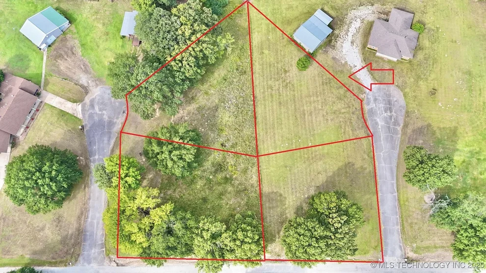 Unit for sale at 16 NW 3rd Circle, Stigler, OK 74462