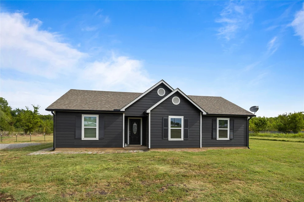 Unit for sale at 4420 W 580, Chouteau, OK 74337